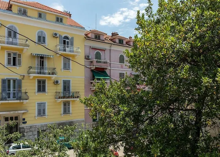 Apartman Garden View *