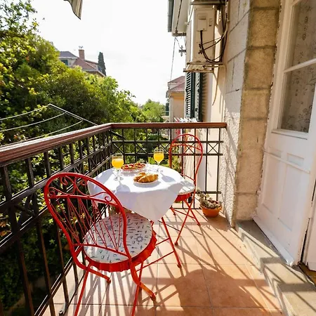 Center With A Garden View Appartement Split